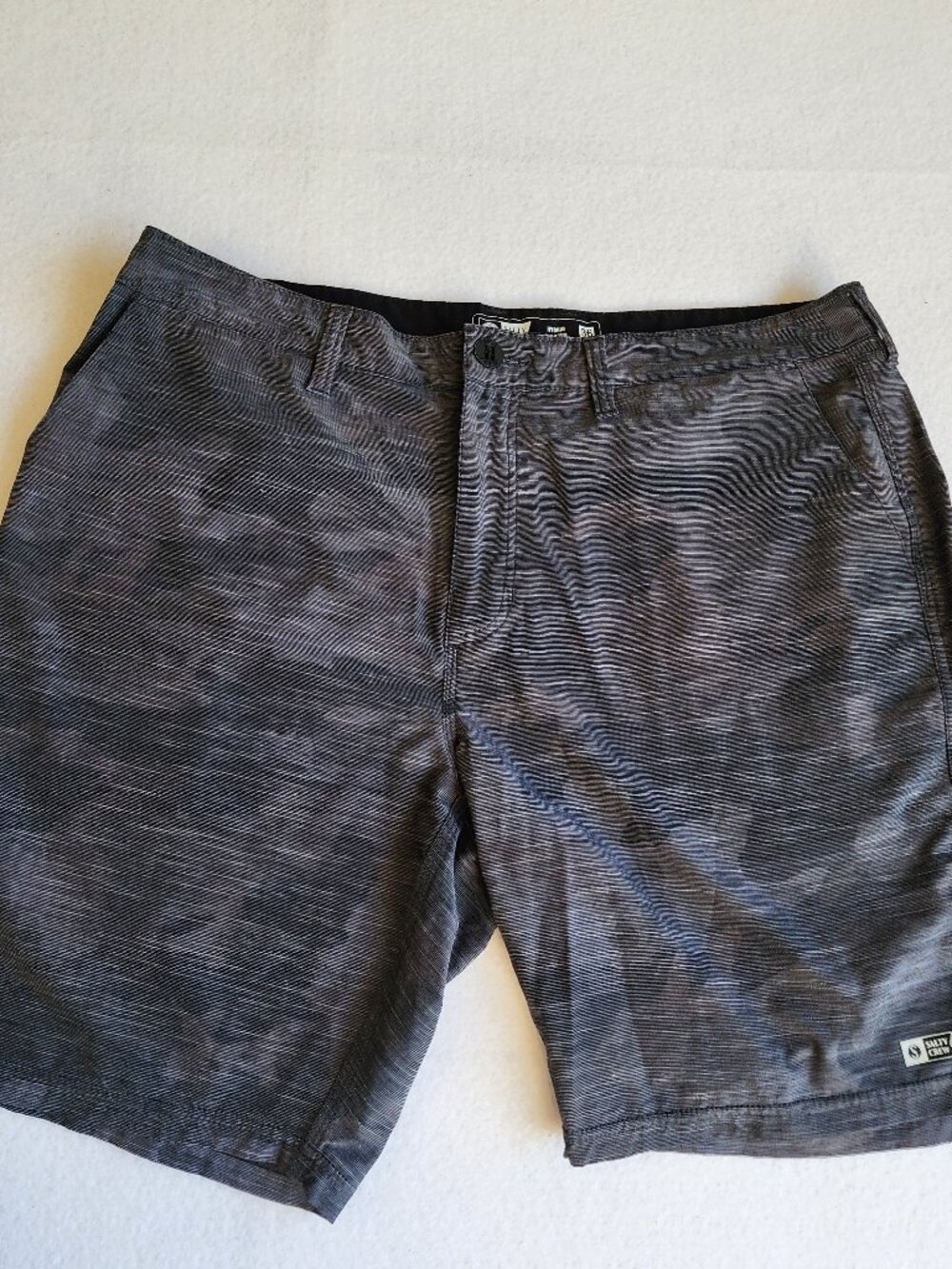 Salty Crew camo hybrid shorts Size 36